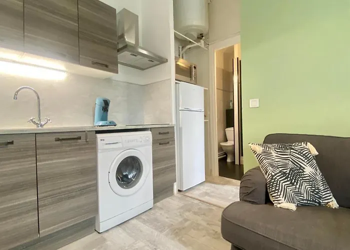 Apartment 30m2 - 400 Metres Cite Mediavale *